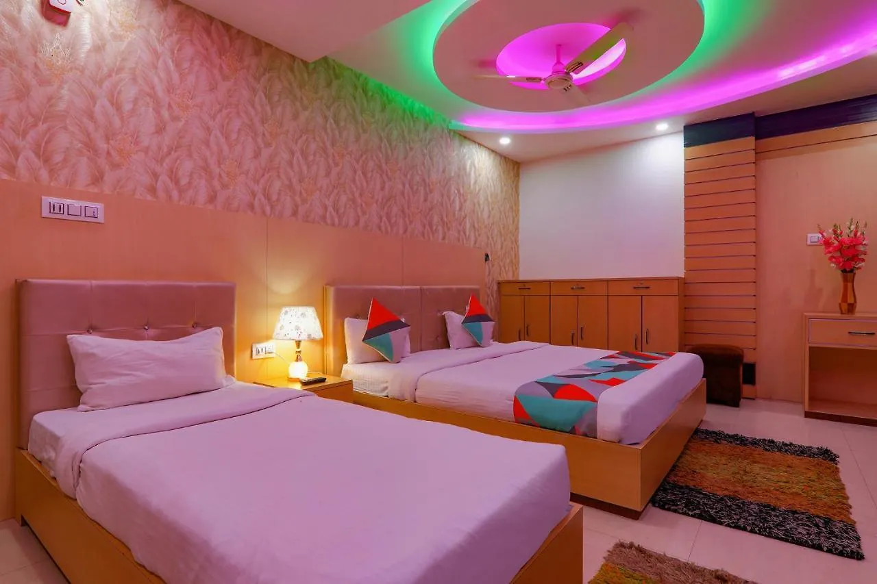 ***  Fabexpress Moti Mahal Hotel Varanasi India