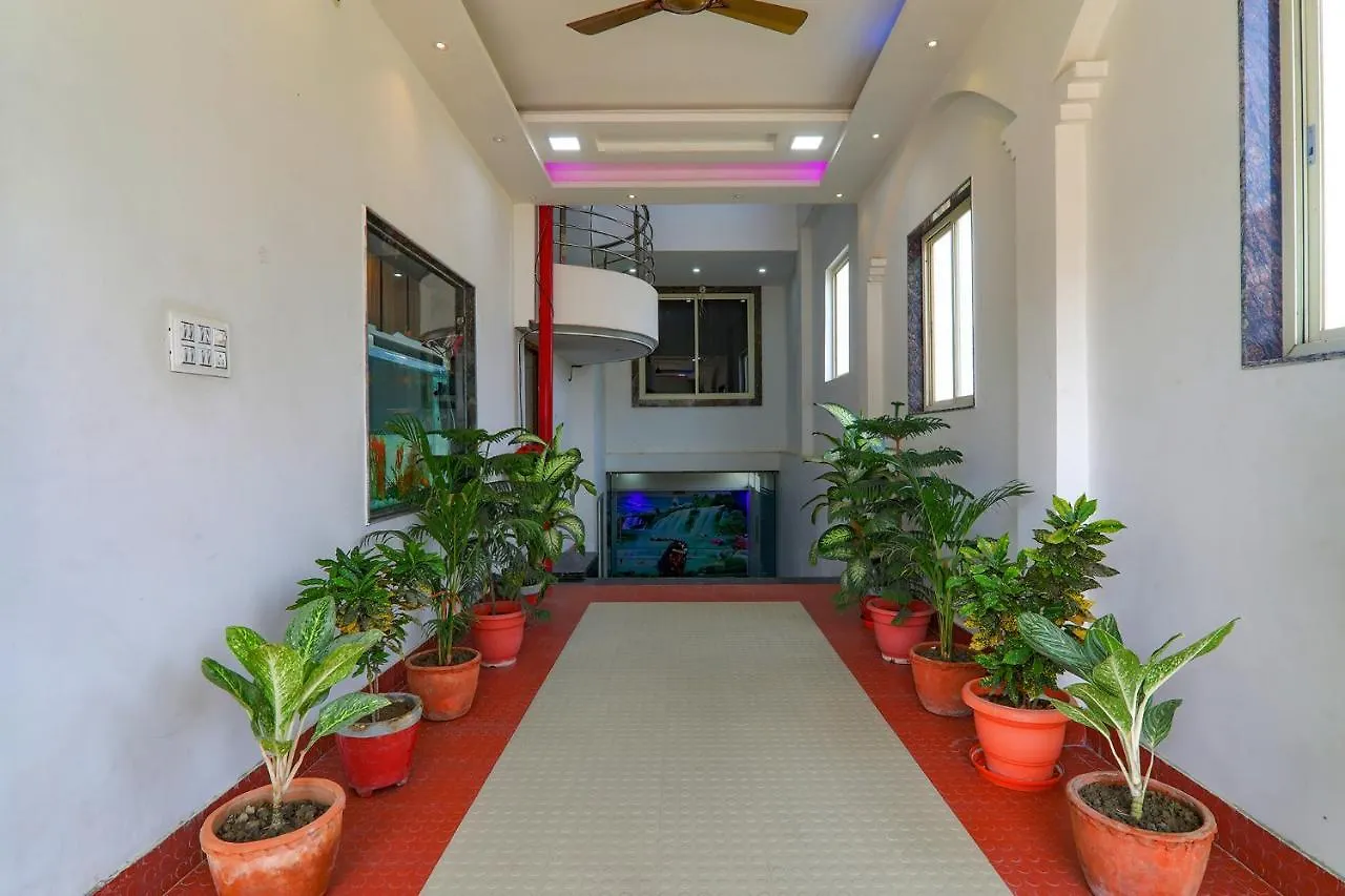 Fabexpress Moti Mahal Hotel Varanasi