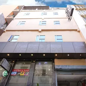 Clayton Hotel New Delhi