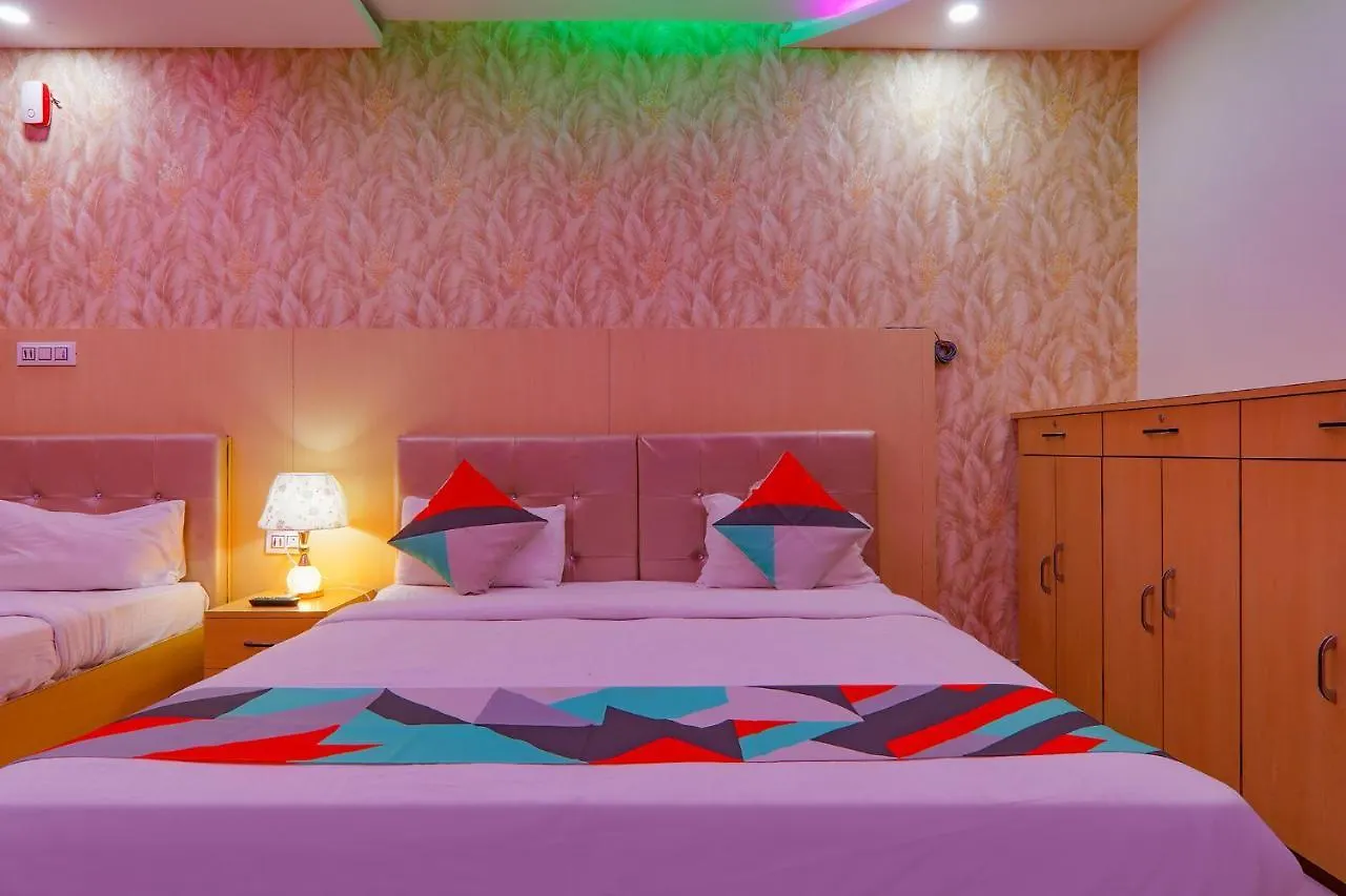 Fabexpress Moti Mahal Otel Varanasi Hindistan